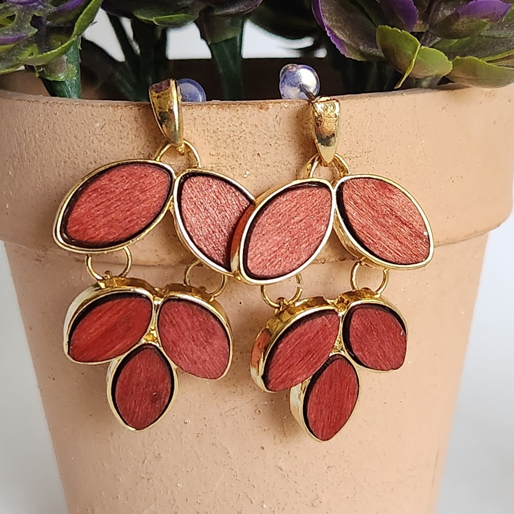 Red Metal Leaf Drop Earrings Gold Tone Articulated Botanicalβ Statement Jewelry